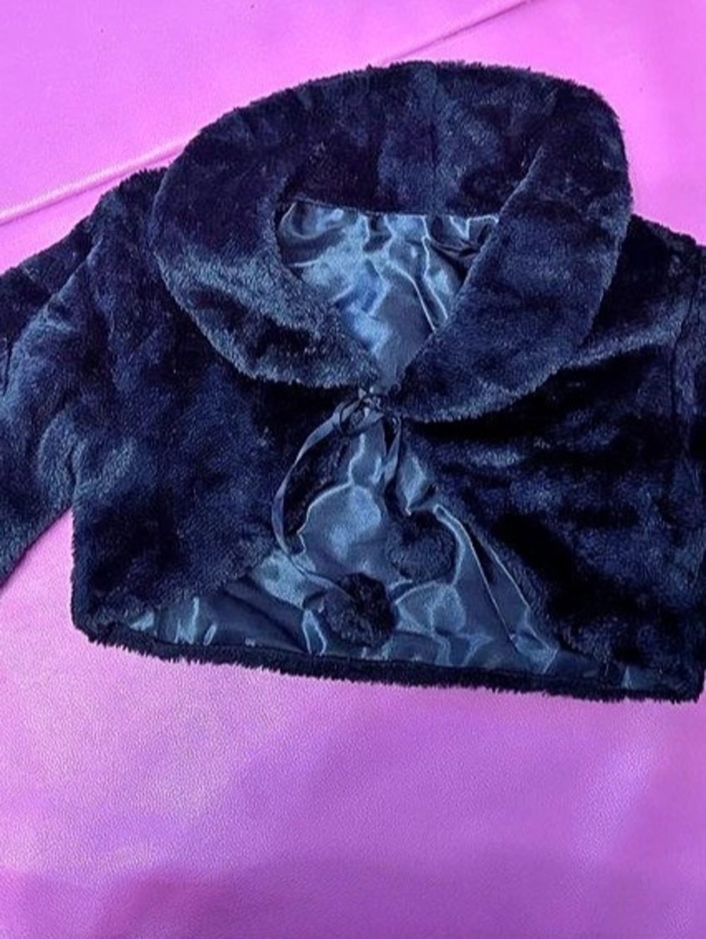 Girls Dance costume Black Cropped Teddy Jacket Like New- large